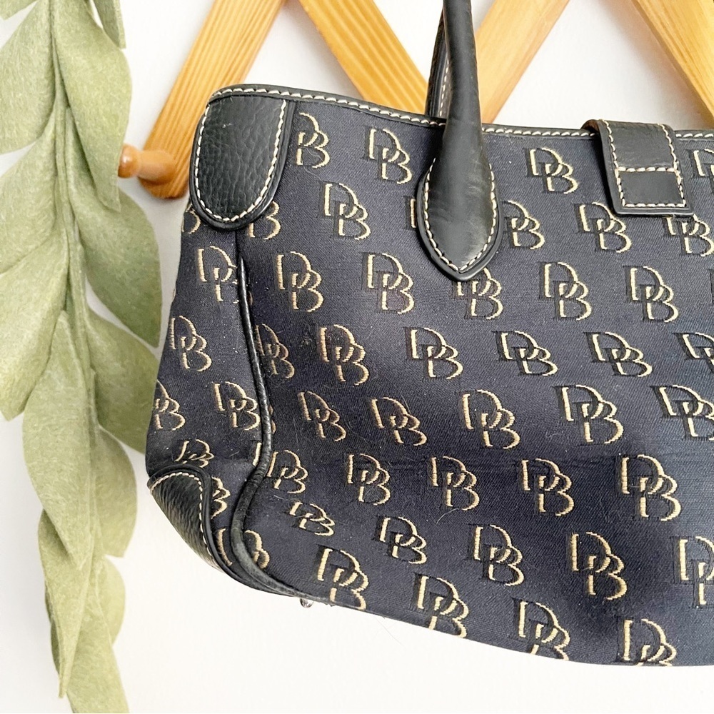 Dooney & Bourke Black Signature Print Purse - Picture 7 of 15